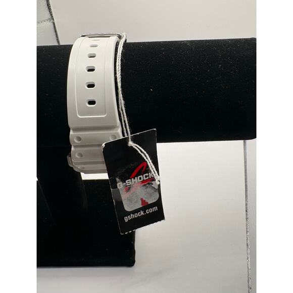 Casio G-Shock Dw5600Tl-7 White Resin Digital Watch Blue Mirror Face Nwt White